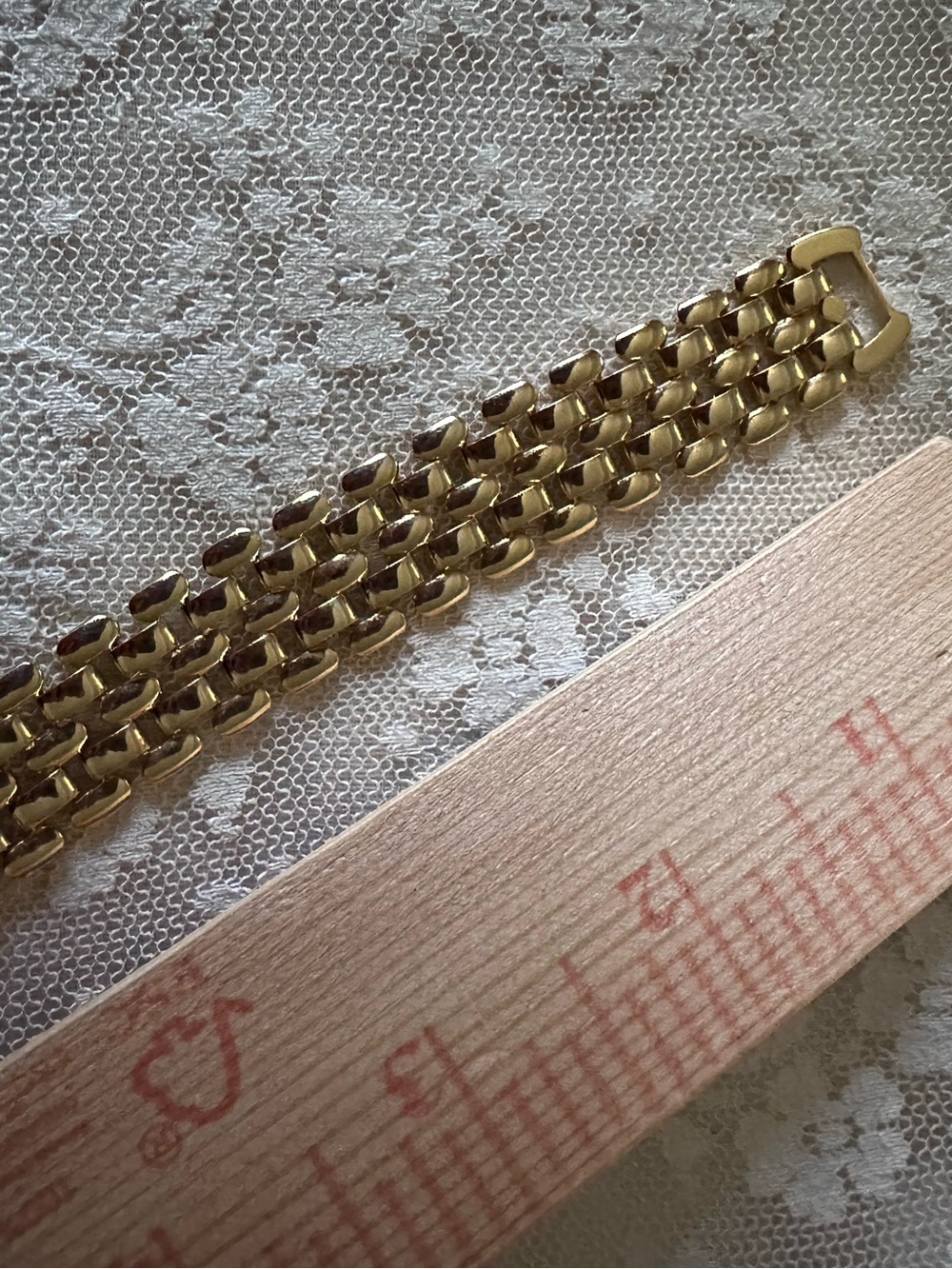 Gold-Tone Mesh Link Collar Necklace - Picture 3 of 3
